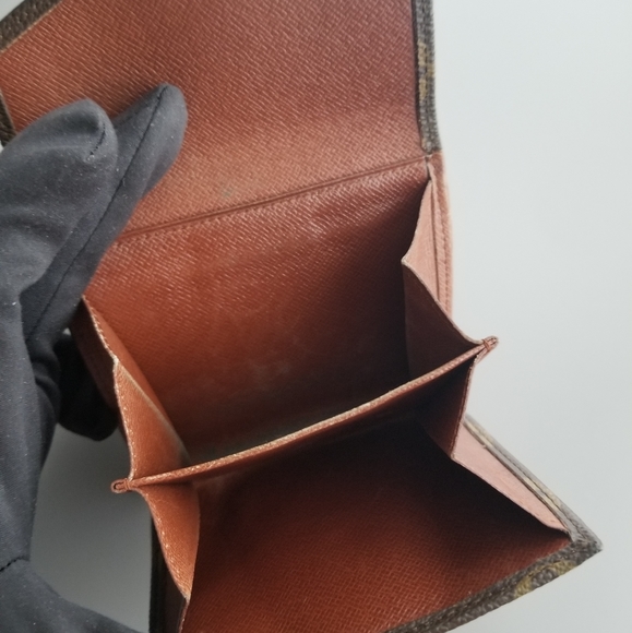 Louis Vuitton Vintage Classic Signature wallet - Picture 8 of 14